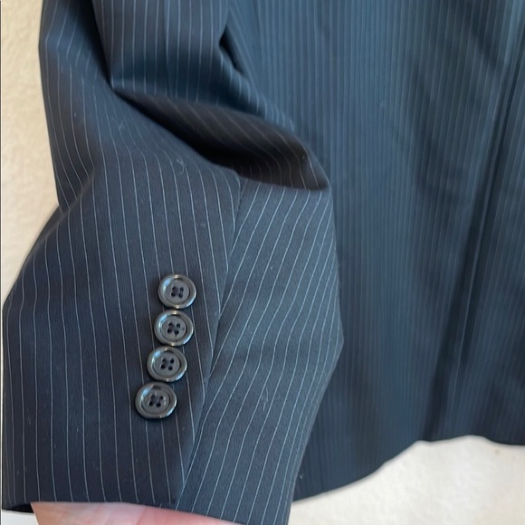 Jos. A. Bank Black Blazer Single-Breasted Notched Lapel - Picture 7 of 10